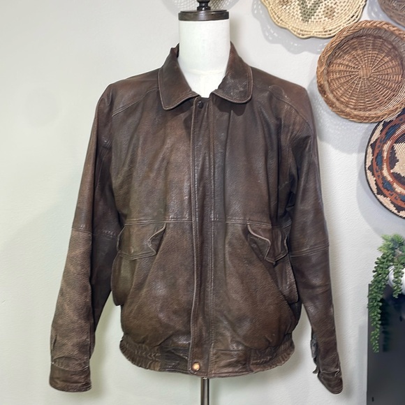 Super Cool Vintage Burk’s Bay Brown Worn Beat Up Leather Bomber Coat Jacket XL - Picture 1 of 17